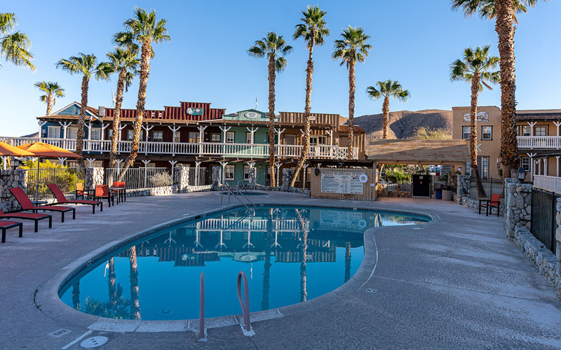 Palm Canyon Hotel & RV Resort Amenities | Pool, Hot Tub, & RV Park